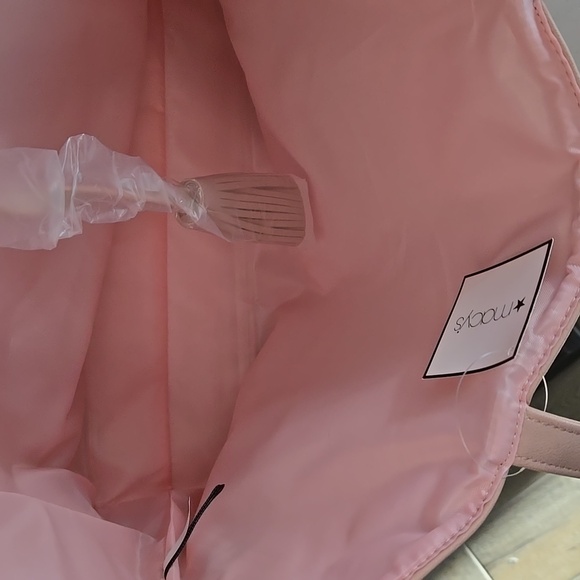 New w/tag never used Light pink tote bag w/ 2 hanging tassles wrapped in plastic - Picture 5 of 6